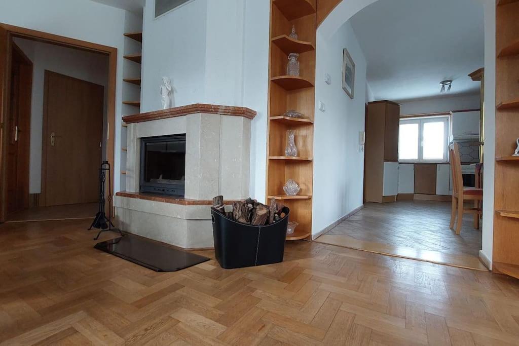 House, 5 Bedrooms-9 Beds - Holiday home *