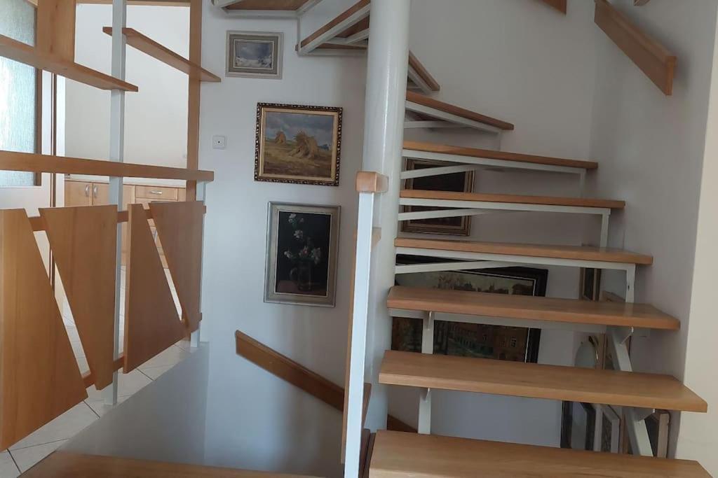 Holiday home House, 5 Bedrooms-9 Beds - Prague