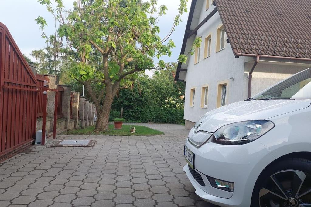 Holiday home House, 5 Bedrooms-9 Beds - Prague